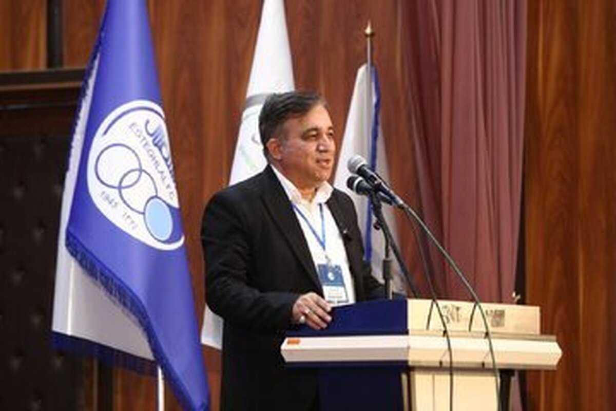احضار سرپرست باشگاه استقلال به کمیته اخلاق
