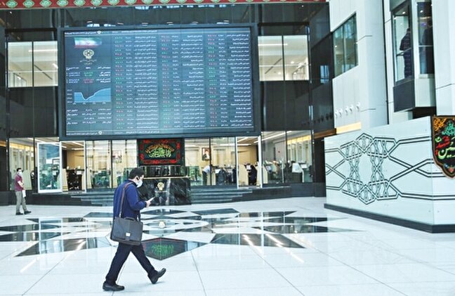 بورس روي قلههاي صعود