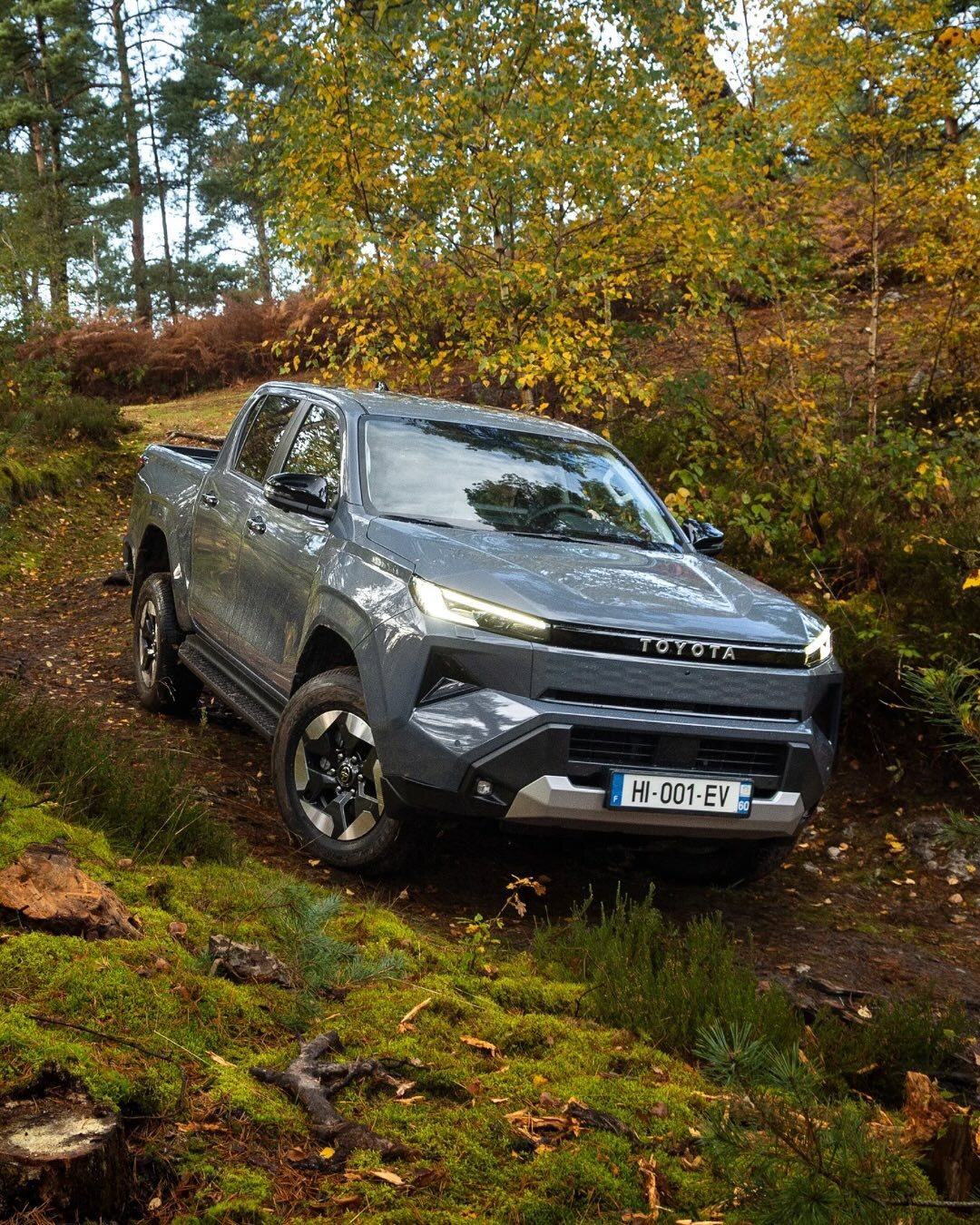 هایلوکس الکتریکی جدید را مشاهده می کنید