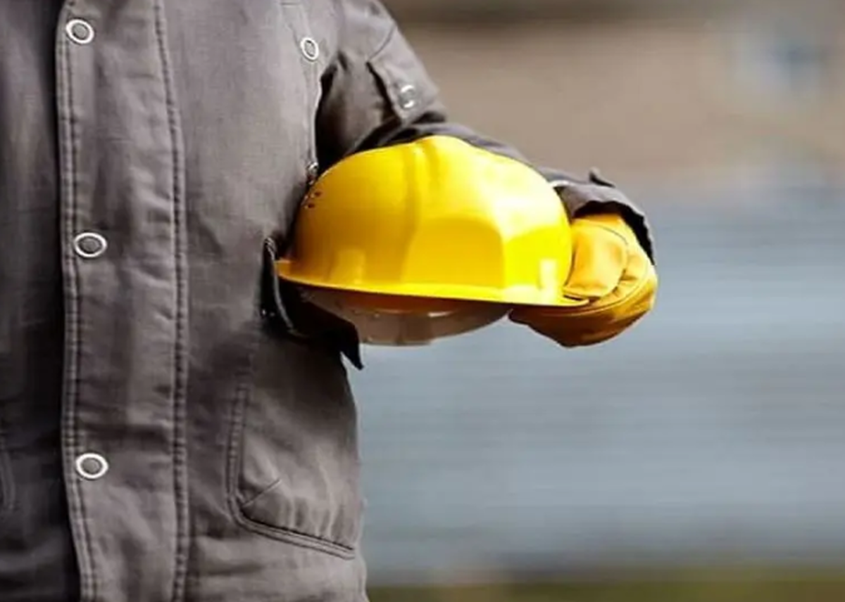 اعلام سقف و کف عیدی کارگران / زمان واریز عیدی کارگران و کارمندان در سال ۱۴۰۴ مشخص شد