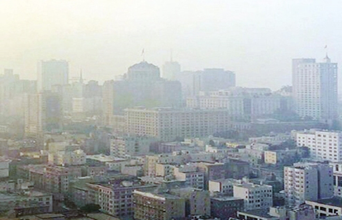 تهران در مه سنگين آلودگي