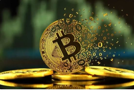 گزارش قیمت ارزهای دیجیتال امروز جمعه ۱۴ آذر ۱۴۰۴