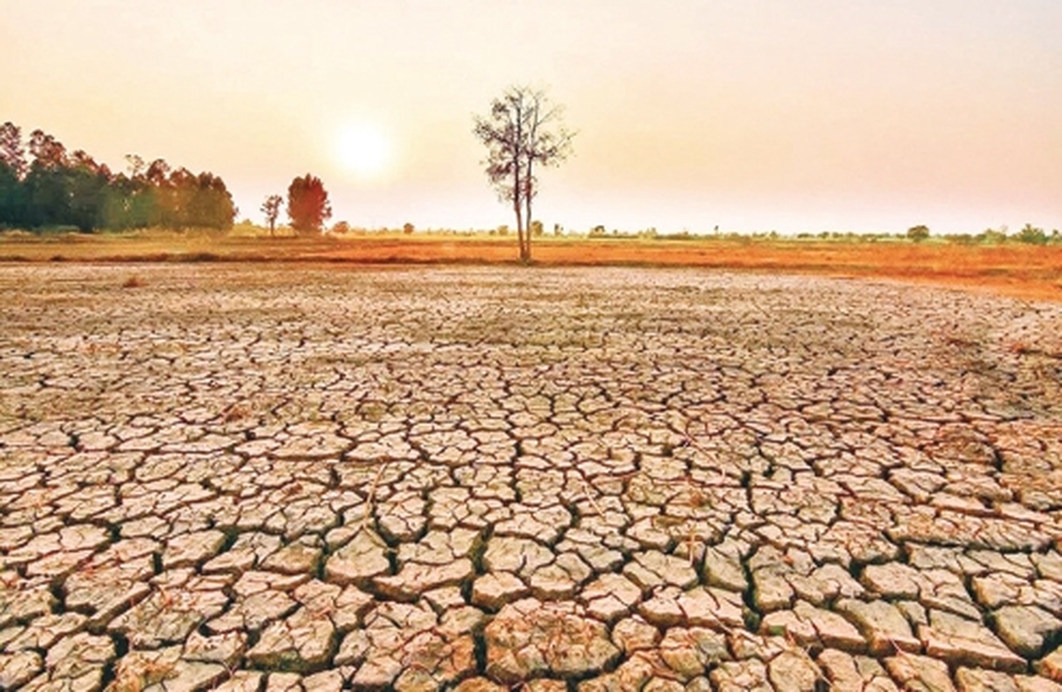 ايران تشنه زير سقف آسمان بسته!