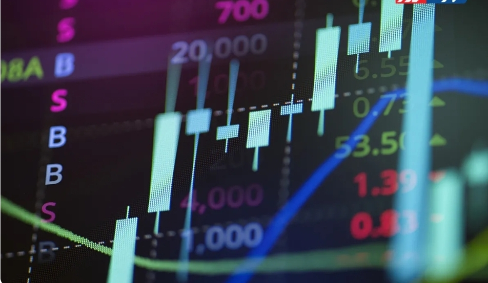 پیش بینی بورس یکشنبه 16 آذر 1404 / موج صعودی بازار سهام تا چه ارتفاعی ادامه دارد؟