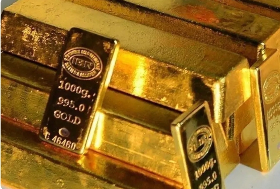 ۱۲ کیلوگرم شمش طلای استاندارد در حراج شماره ۱۳۶ به فروش رسید