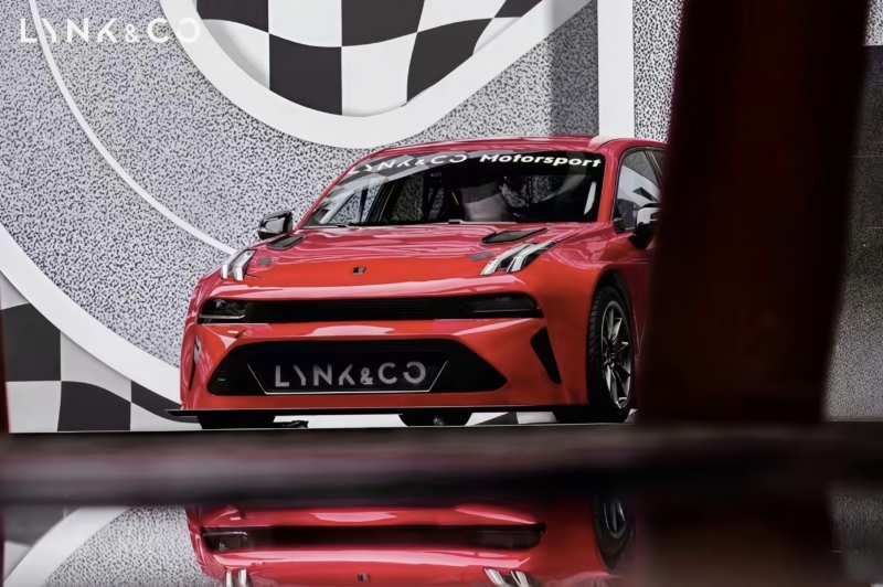 خودروساز چینی لینک اند کو که تحت حمایت جیلی فعالیت می کند، در ویبو اعلام کرد که نخستین محموله از سفارش های مدل مسابقه ای جدید Lynk & Co 03+ TCR به طور کامل فروخته شده است.