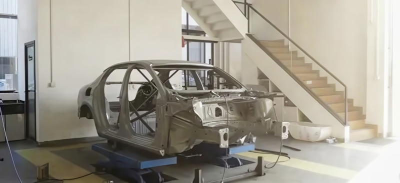 خودروساز چینی لینک اند کو که تحت حمایت جیلی فعالیت می کند، در ویبو اعلام کرد که نخستین محموله از سفارش های مدل مسابقه ای جدید Lynk & Co 03+ TCR به طور کامل فروخته شده است.