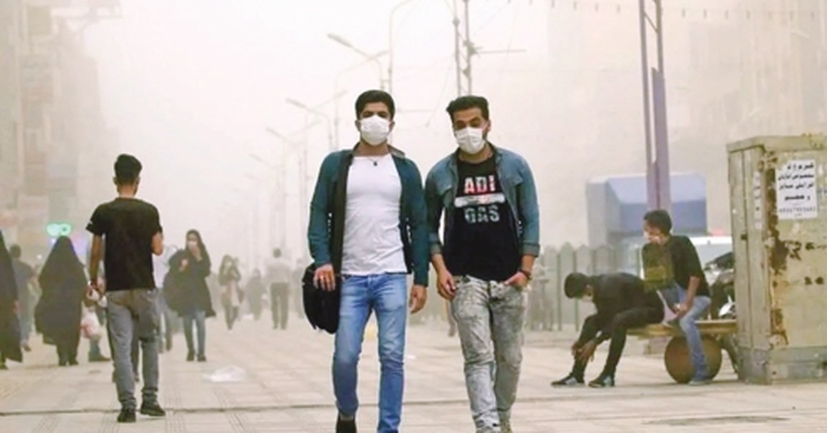 كارگران در محاصره آلودگي و معيشت