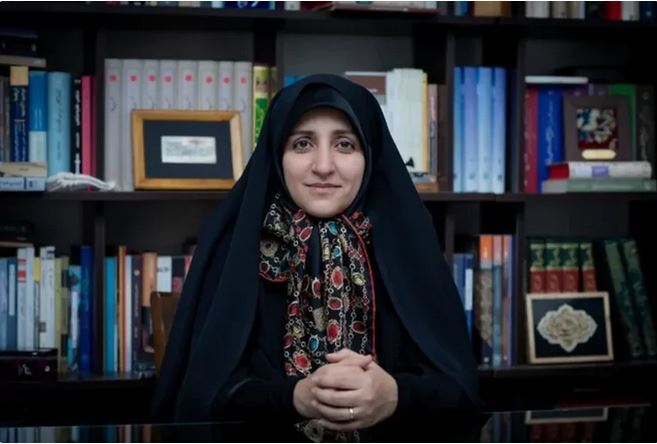 هنرمندان زن خارج از کشور میتوانند بازگردند