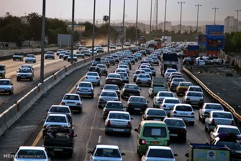 ترافیک سنگین در محورهای آزادراهی استان قزوین