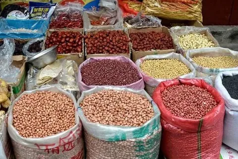 افت بی سابقه قیمت حبوبات / قیمت لوبیاچیتی ۱۰۰ درصد کاهش یافت