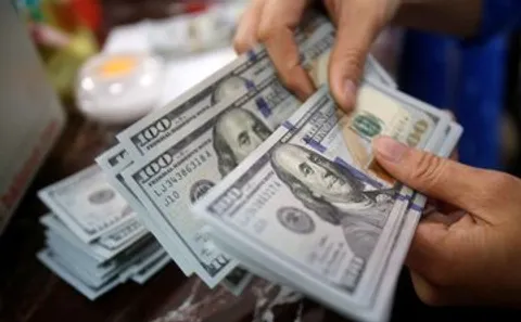 قیمت جدید دلار در بازار آزاد ۲۷ اردیبهشت ۱۴۰۵