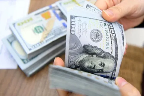 اسب سرکش دلار مهار شد؟