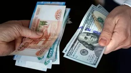 دستورالعمل جدید ارزی ابلاغ شد/ خرید دلار و یورو تا سقف ۱۰۰۰ واحد