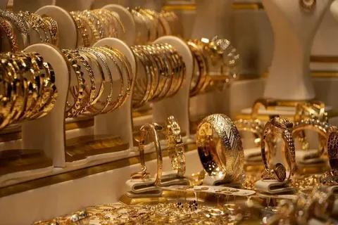 طلا در مسیر نزولی قرار گرفت؟/ پیش‌بینی تازه از آینده بازار